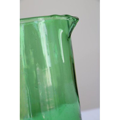 Pichet Beldi en verre recyclé vert Pichet Beldi en verre recyclé vert