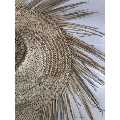 Chapeau de paille berbère avec franges Chapeau de paille berbère avec franges