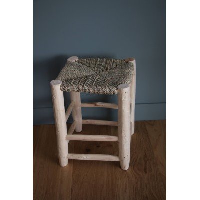 Tabouret marocain tressé en fibres de palmier Tabouret marocain tressé en fibres de palmier